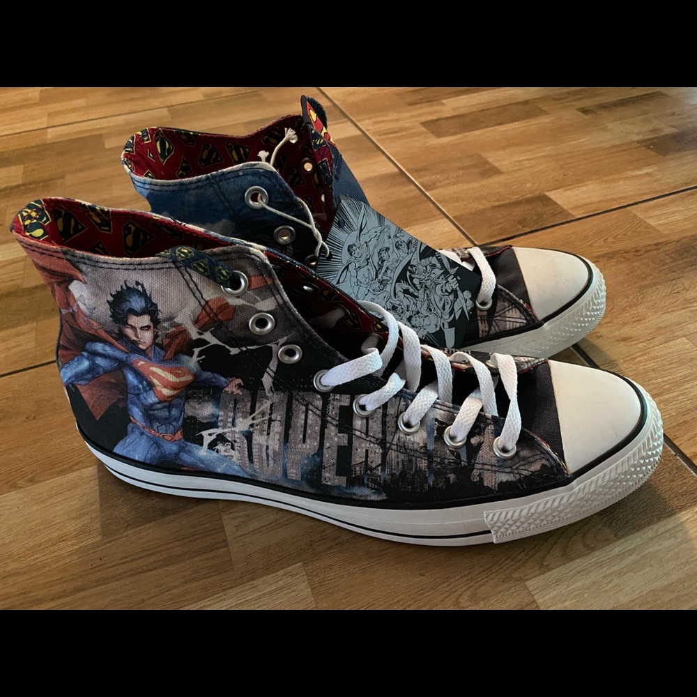 Men’s Superman Converse